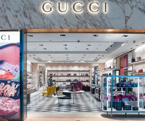 gucci heathrow|Gucci store Heathrow airport.